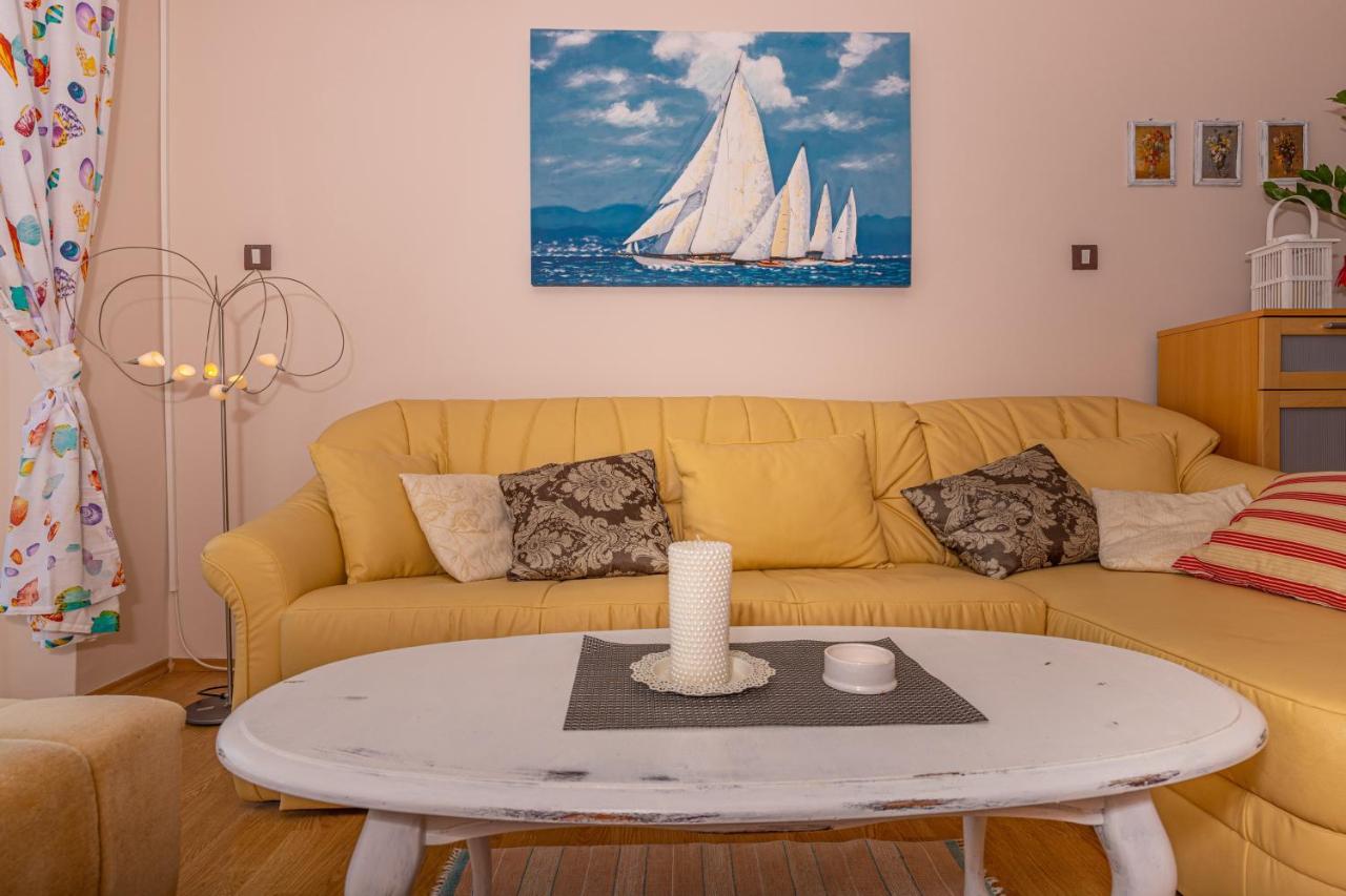 Apartmani Jasminka Dramalj Kültér fotó