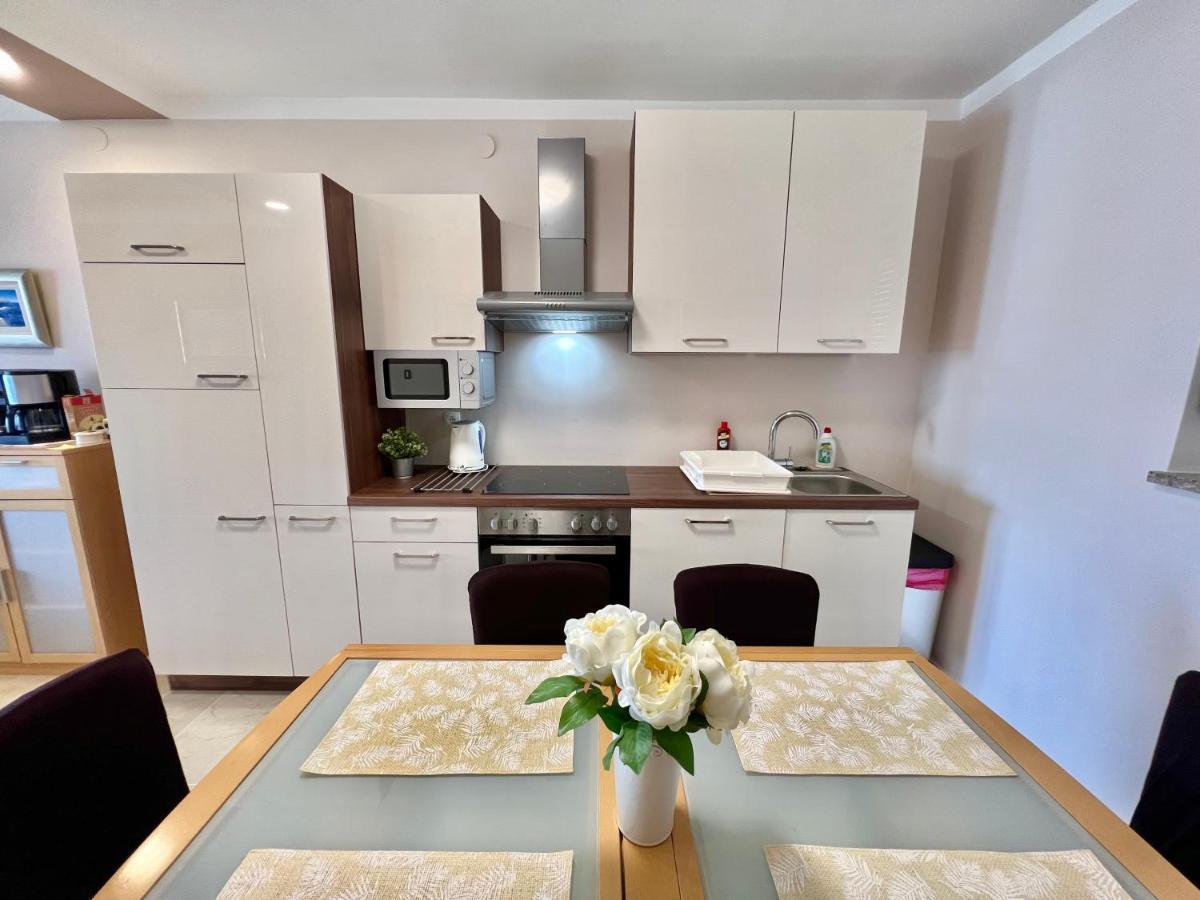 Apartmani Jasminka Dramalj Kültér fotó