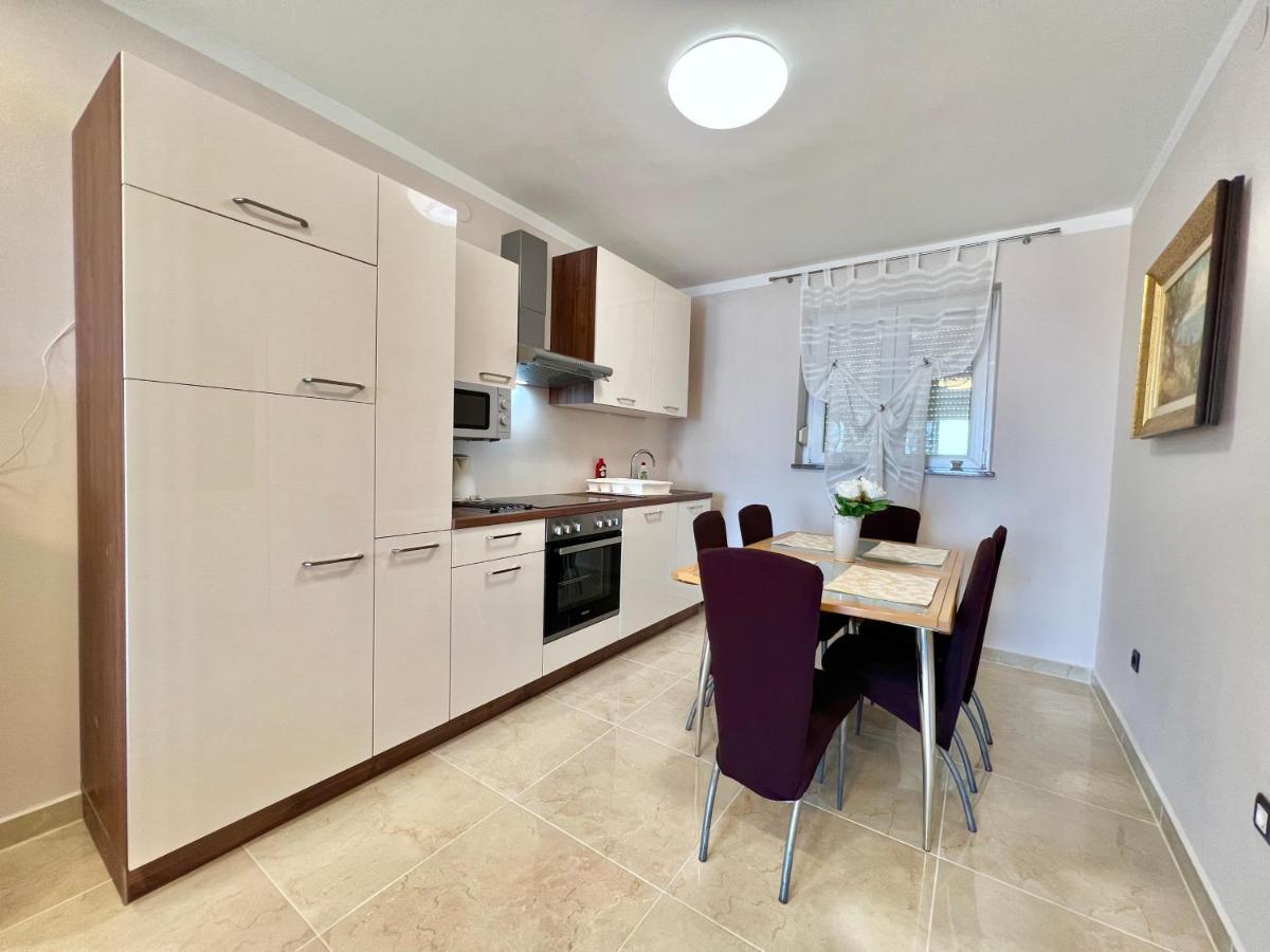 Apartmani Jasminka Dramalj Kültér fotó